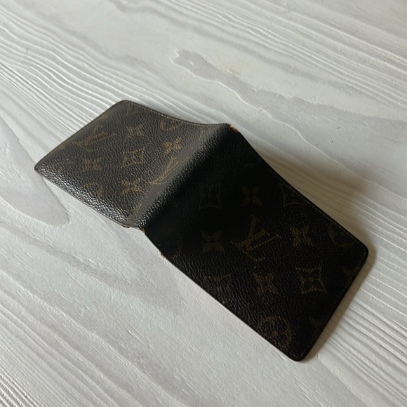 Authentic Louis Vuitton Billfold Wallet - Picture 5 of 17